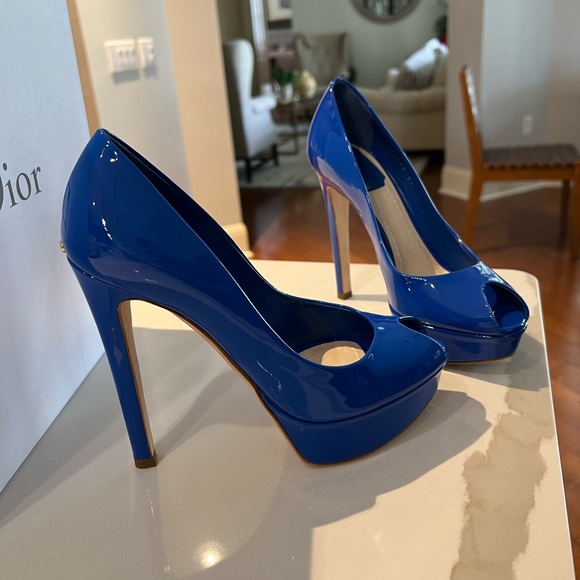 Dior Blue Patent platform heel. - Picture 3 of 5